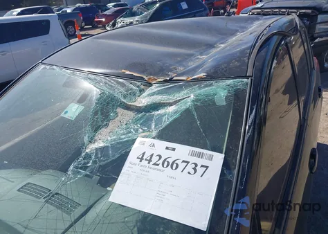 2009 Nissan Versa 1.8Sl z USA, uszkodzony, nr VIN 3N1BC13E89L416121